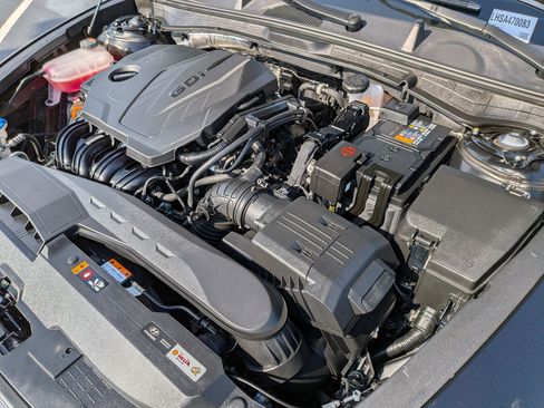 Used 2025 Hyundai Sonata SEL FWD image 38