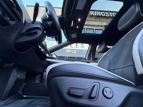 Used 2023 Kia EV6 GT-Line image 11