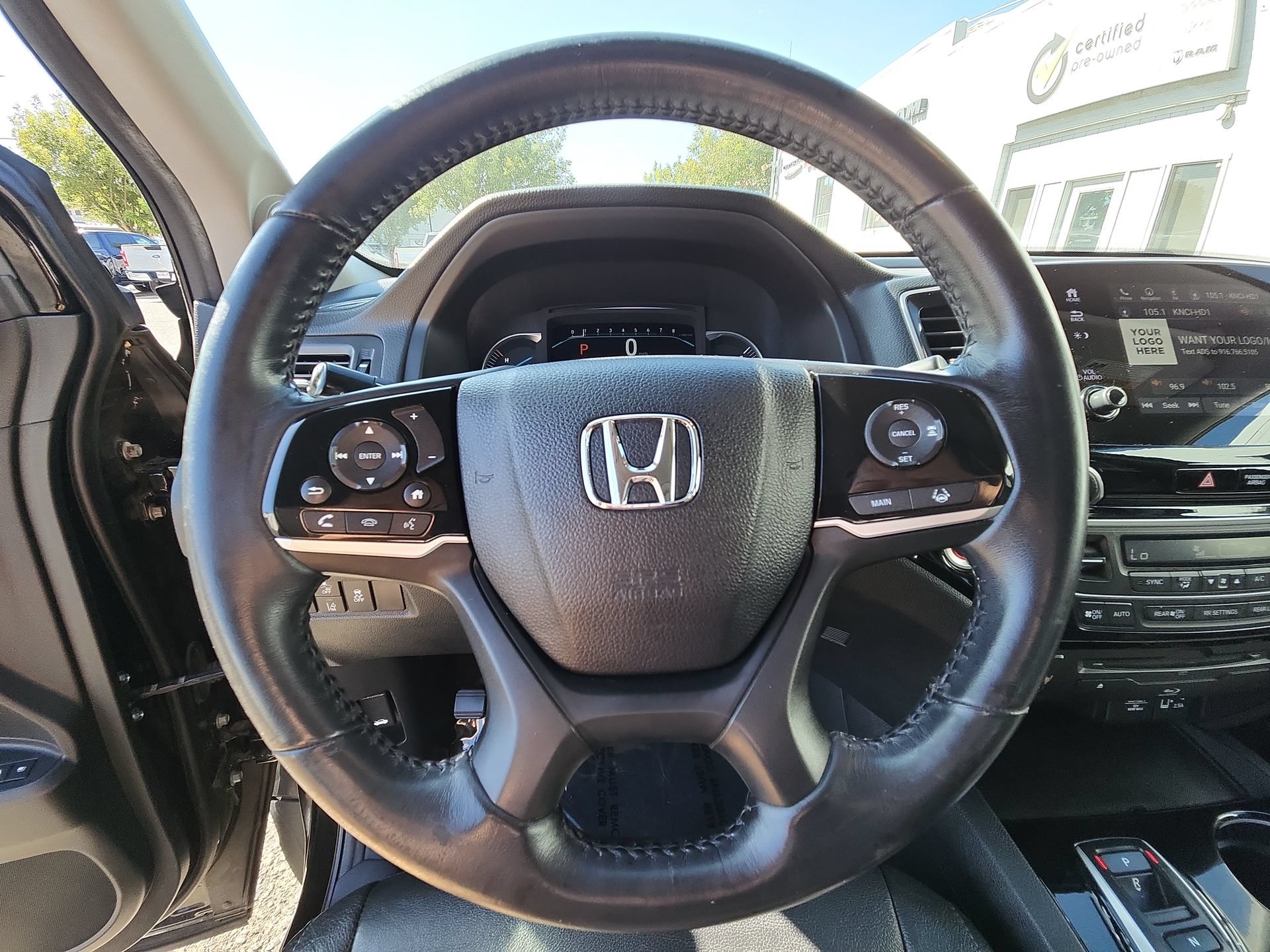 Used 2020 Honda Pilot Touring image 11