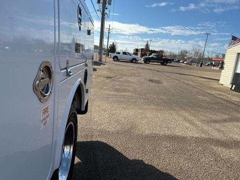 Used 2012 Ford F450 XL image 22