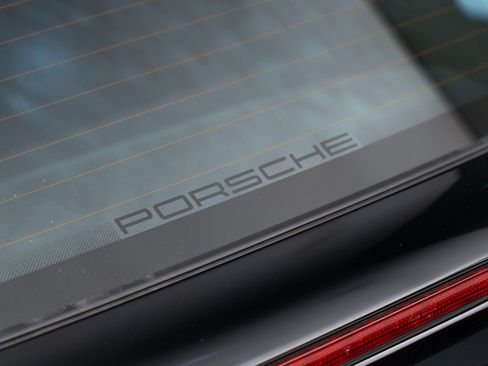 Used 2004 Porsche 911 GT3 RWD image 14