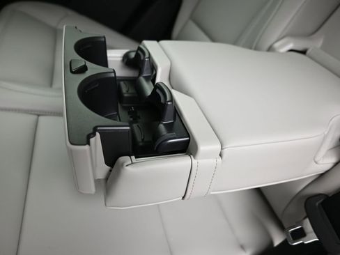 New 2026 Lincoln Nautilus Premier image 30