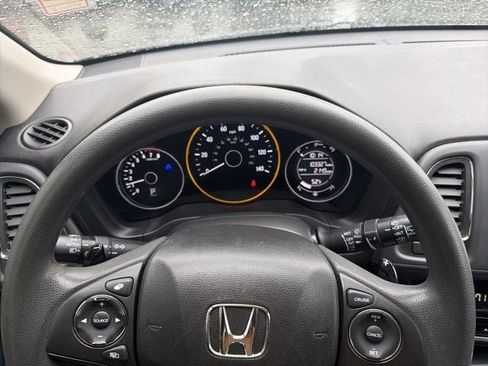 Used 2016 Honda HR-V EX image 15