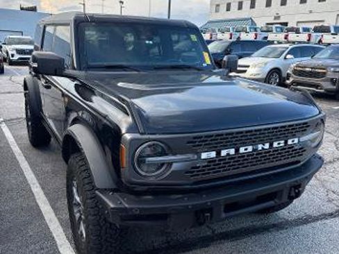 Certified 2024 Ford Bronco Badlands AWD/4WD image 2