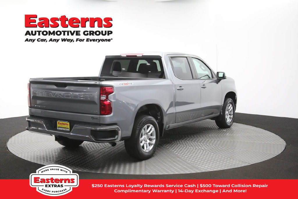 Used 2024 Chevrolet Silverado 1500 LT AWD/4WD image 44