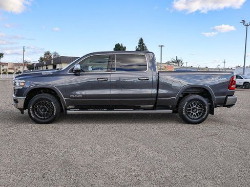 Used 2021 RAM 1500 Laramie image 9