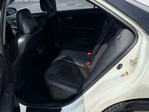 Used 2015 Toyota Camry XSE w/ Moonroof Package FWD image 15