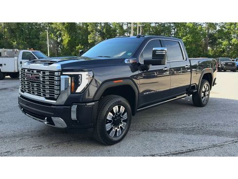 Certified 2024 GMC Sierra 2500 Denali w/ Denali Reserve Package AWD/4WD image 4