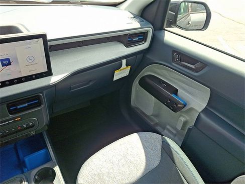 New 2025 Ford Maverick XLT w/ XLT Luxury Package image 14