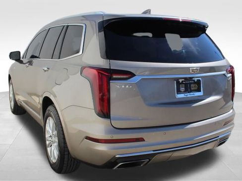 Used 2022 Cadillac XT6 Luxury w/ LPO, Floor Liner Package image 6