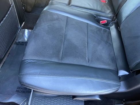 Used 2018 Dodge Durango GT w/ Premium Group image 15