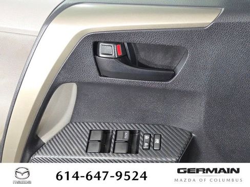 Used 2013 Toyota RAV4 LE AWD/4WD image 28