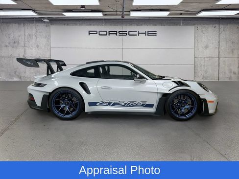Certified 2024 Porsche 911 GT3 RS RWD image 8