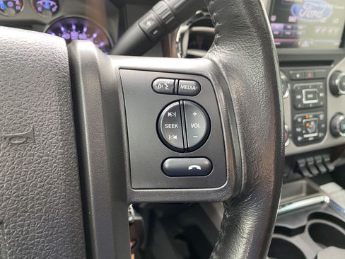 Used 2016 Ford F250 Lariat w/ Lariat Ultimate Package AWD/4WD image 20