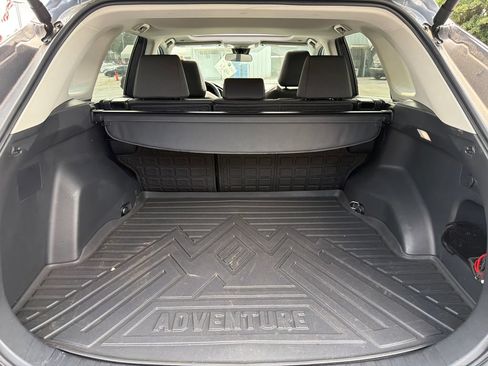 Used 2024 Toyota RAV4 XLE w/ Convenience Package FWD image 22