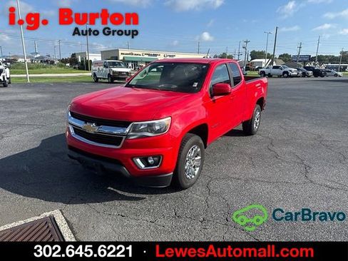 Used 2018 Chevrolet Colorado LT w/ LT Convenience Package RWD image 6