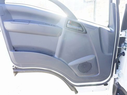 New 2024 Chevrolet Low Cab Forward image 9