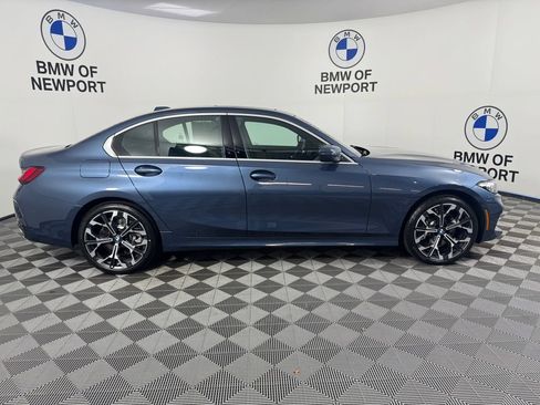 New 2026 BMW 330i xDrive Sedan w/ Premium Package AWD/4WD image 5