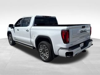 Used 2026 GMC Sierra 1500 Denali Ultimate AWD/4WD video 3