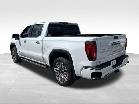 Used 2026 GMC Sierra 1500 Denali Ultimate AWD/4WD image 3