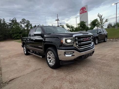 Used 2018 GMC Sierra 1500 SLT image 8