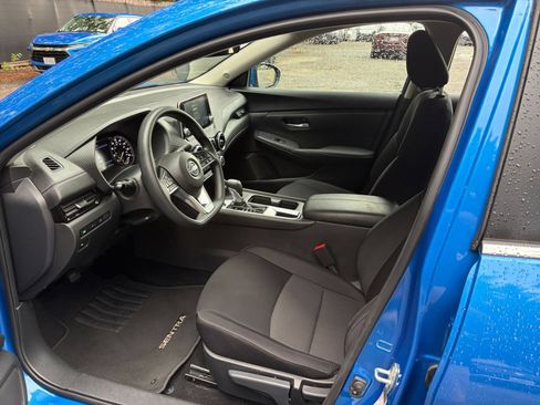 Used 2025 Nissan Sentra SV FWD image 20