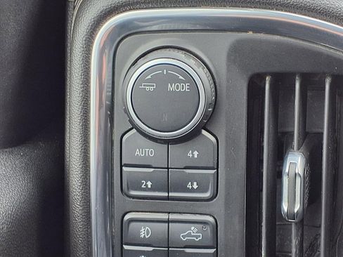 Used 2022 Chevrolet Silverado 2500 LTZ w/ LTZ Plus Package image 12