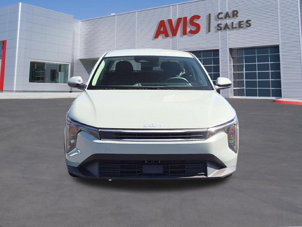 Used 2025 Kia K4 FWD image 2