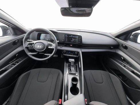 New 2026 Hyundai Elantra Sport FWD image 13