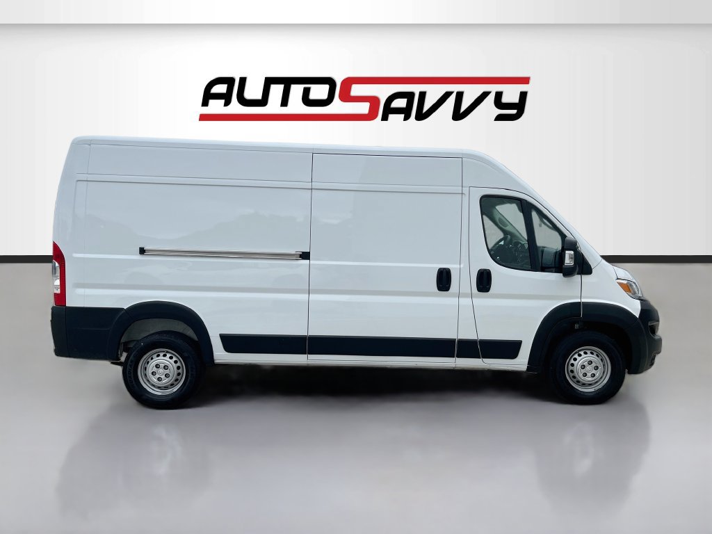 Used 2025 RAM ProMaster 2500 w/ Convenience Group FWD image 8
