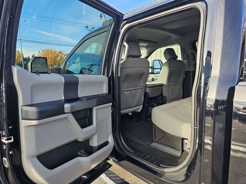Used 2017 Ford F350 XLT image 20