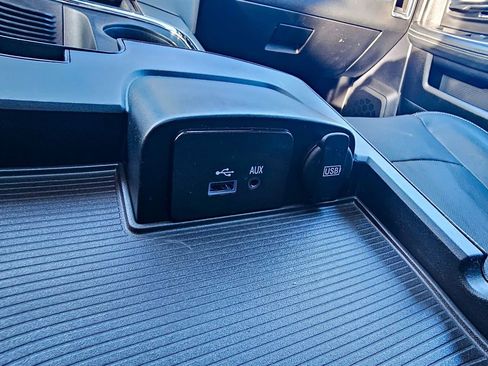 Used 2017 RAM 3500 Laramie image 35