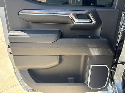 Used 2024 Chevrolet Silverado 1500 LTZ w/ LTZ Premium Package AWD/4WD image 20
