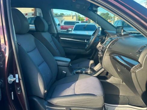 Used 2012 Kia Sorento LX w/ Convenience Pkg AWD/4WD image 22