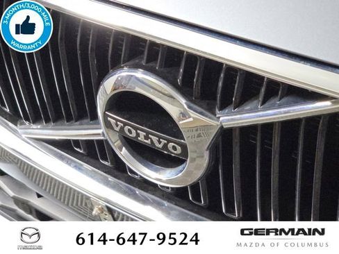 Used 2021 Volvo XC60 T5 Momentum w/ Protection Package Premier image 14