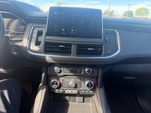 Used 2024 GMC Yukon XL AT4 w/ Technology Package AWD/4WD image 16