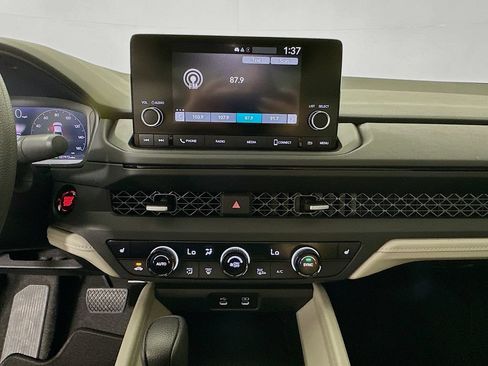 Certified 2023 Honda Accord EX image 14