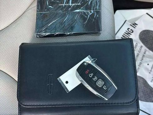 Used 2017 Lincoln MKC Reserve image 55