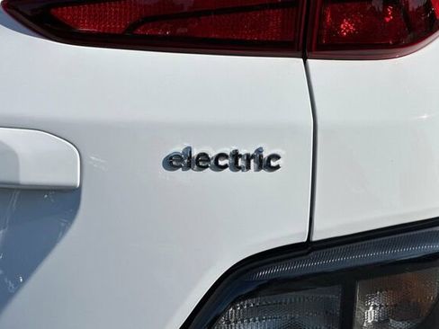 Used 2022 Hyundai Kona SEL w/ Convenience Package image 23