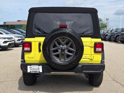 Certified 2024 Jeep Wrangler Unlimited Sport AWD/4WD image 12