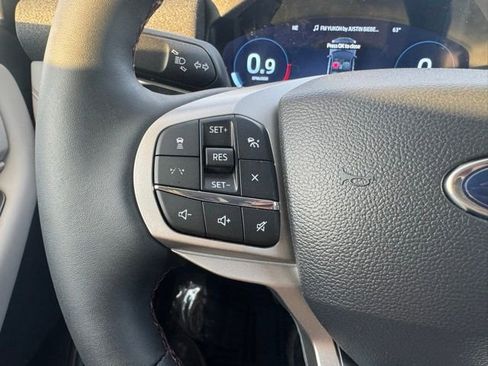 New 2026 Ford Explorer Active w/ Active Comfort Package image 13