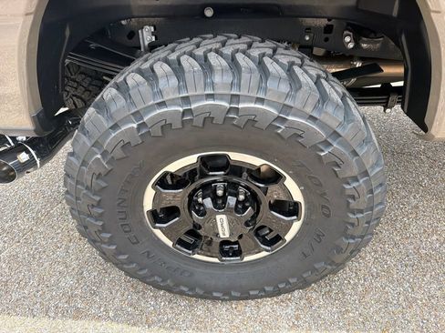 New 2026 Ford F250 Platinum w/ Platinum Plus Package AWD/4WD image 17