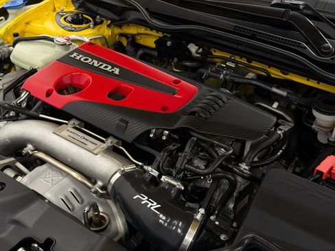 Used 2021 Honda Civic Type R Limited image 45