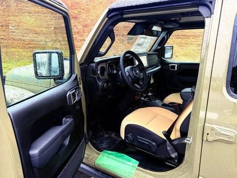 New 2026 Jeep Gladiator Willys AWD/4WD image 14