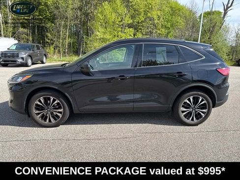 Used 2022 Ford Escape SE w/ SE Sport Appearance Package AWD/4WD image 4
