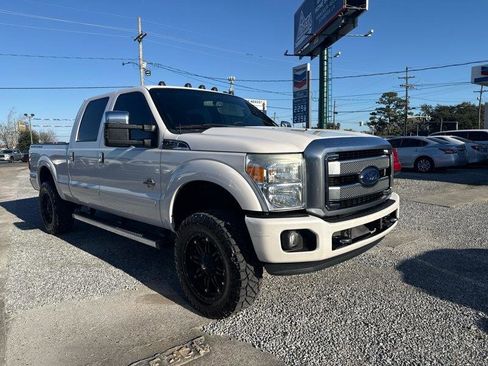 Used 2016 Ford F250 Platinum w/ FX4 Off-Road Package image 5