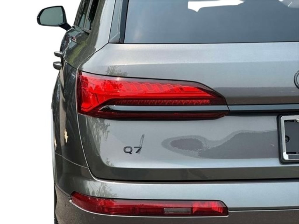 New 2026 Audi Q7 2.0T Premium AWD/4WD image 13