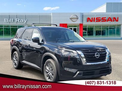 New 2025 Nissan Pathfinder SV w/ SV Premium Package