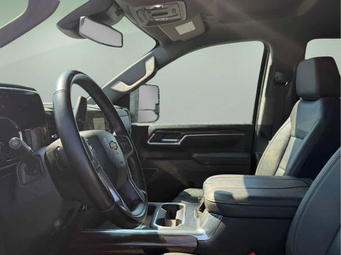 Used 2025 Chevrolet Silverado 3500 LT w/ All Star Edition AWD/4WD image 6