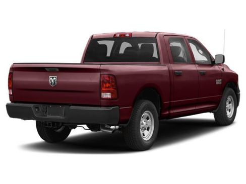 Used 2018 RAM 1500 Express w/ Express Value Package RWD image 2